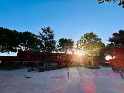 La Plaza 7